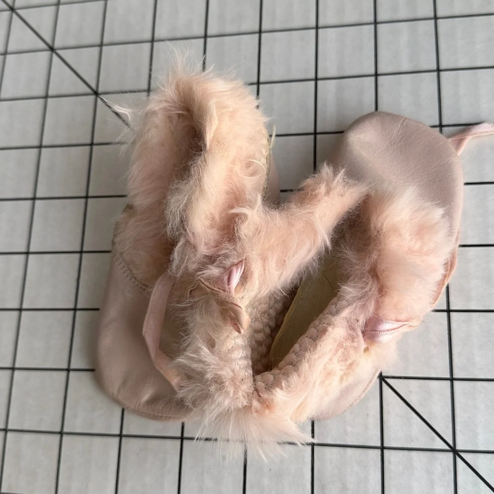 Vintage 1950s Pink Leather Baby Shoes Rabbit Fur Trim Ribbon Ties Prewalker
